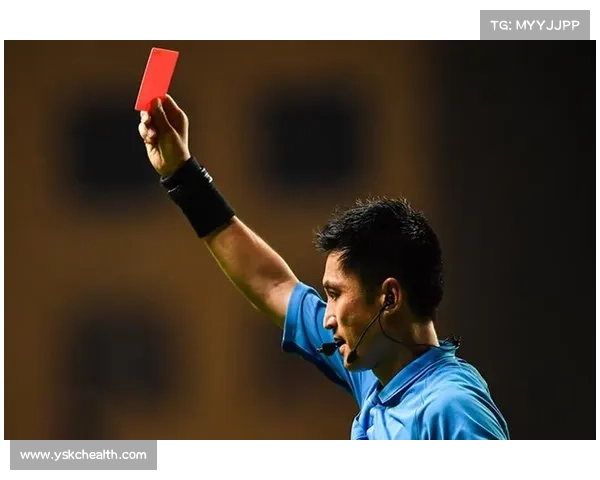 马宁执法争议引发赛后冲突 安保人员紧急护送离场